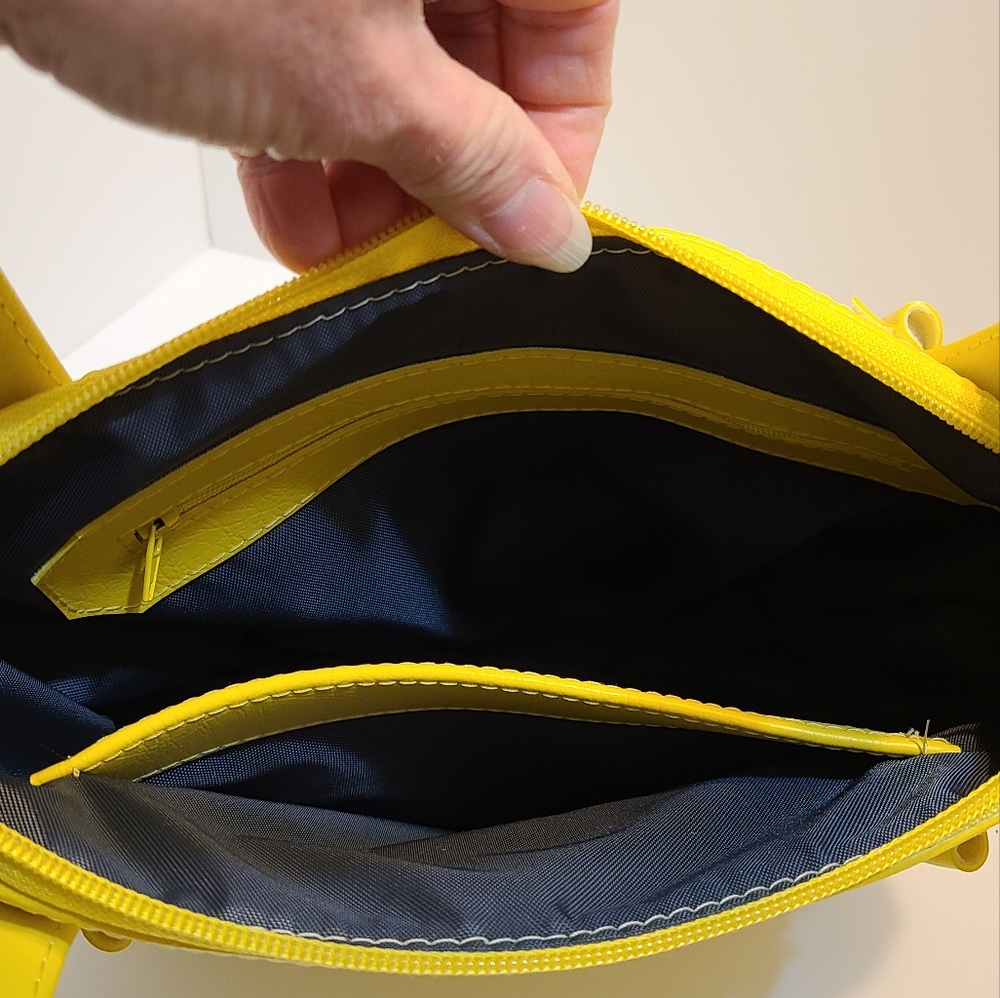 Custom Handmade Designer Purse - Picture 4 of 4